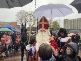 ​Zie ginds komt de stoomboot...